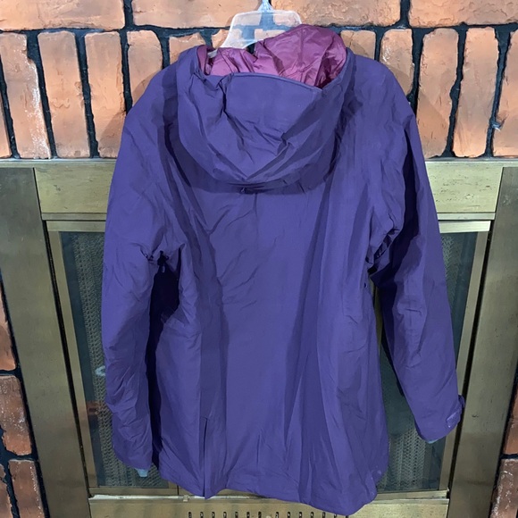 L.L. Bean Women's Purple Ski Jacket - Picture 4 of 8